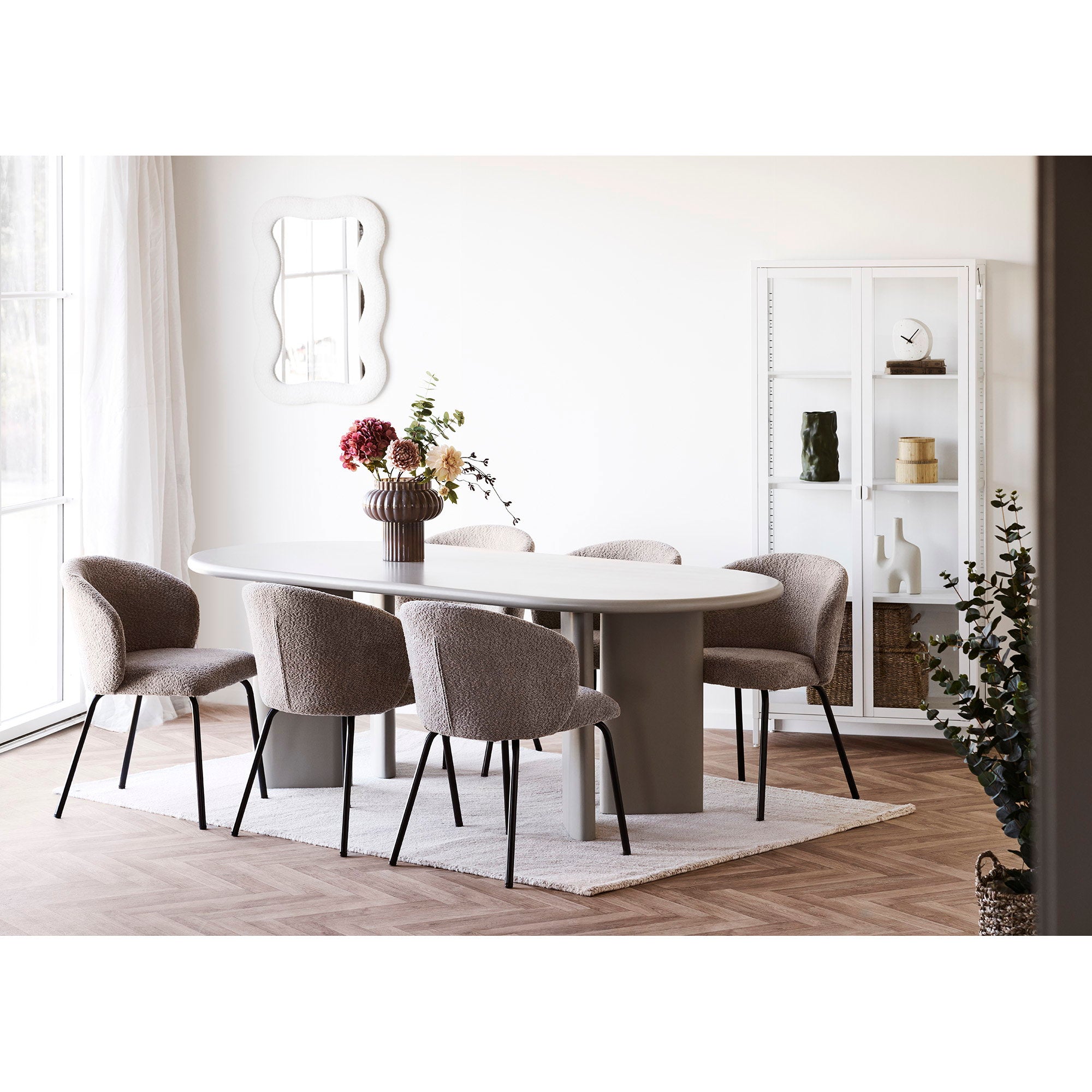 Safira Eetkamerstoel - Bouclé, beige, zwarte poten HN1266 (set van 2)