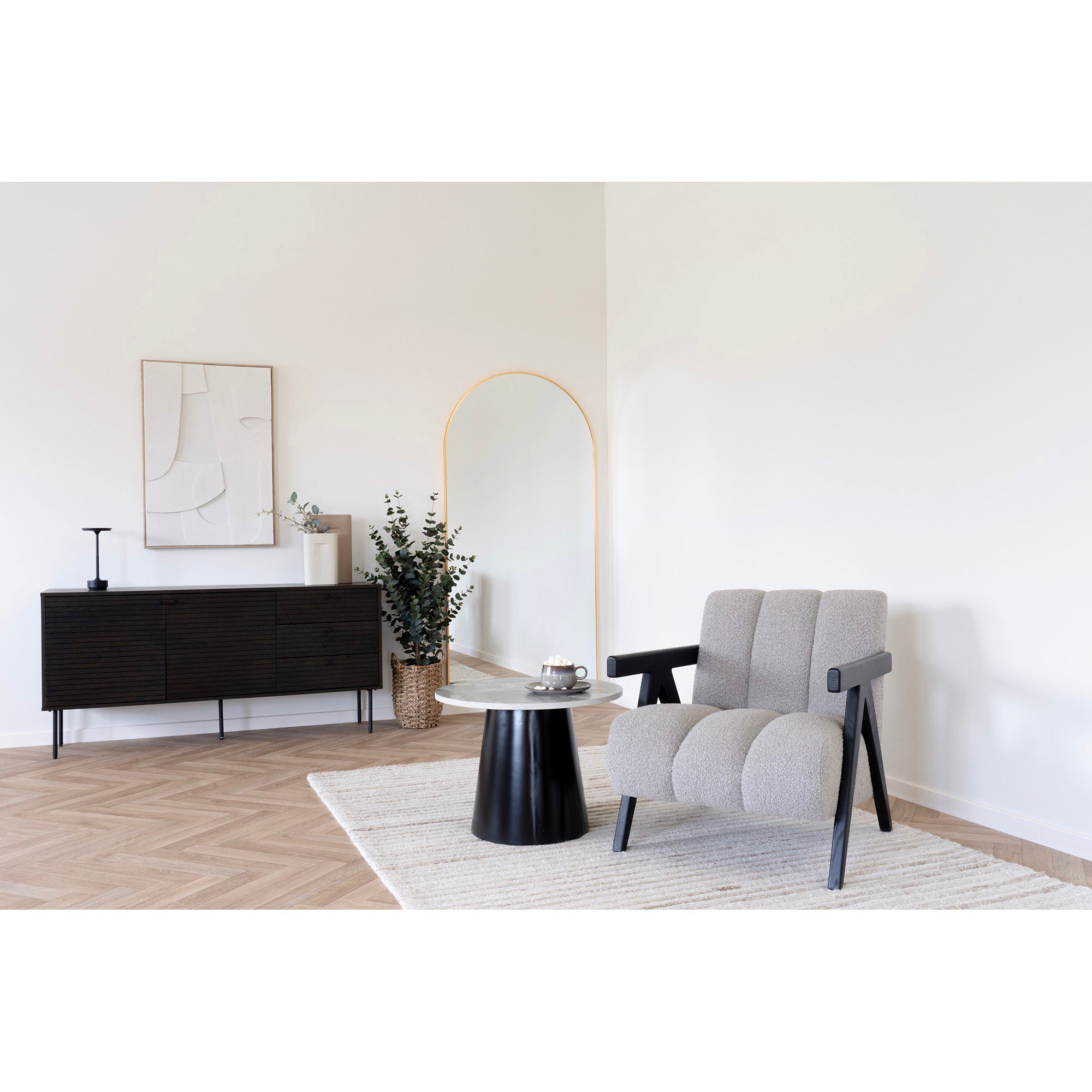 Kyoto Dressoir - 3 lades, 2 deuren, eikenfineer, gerookt, zwarte metalen poten 150x40x74 cm