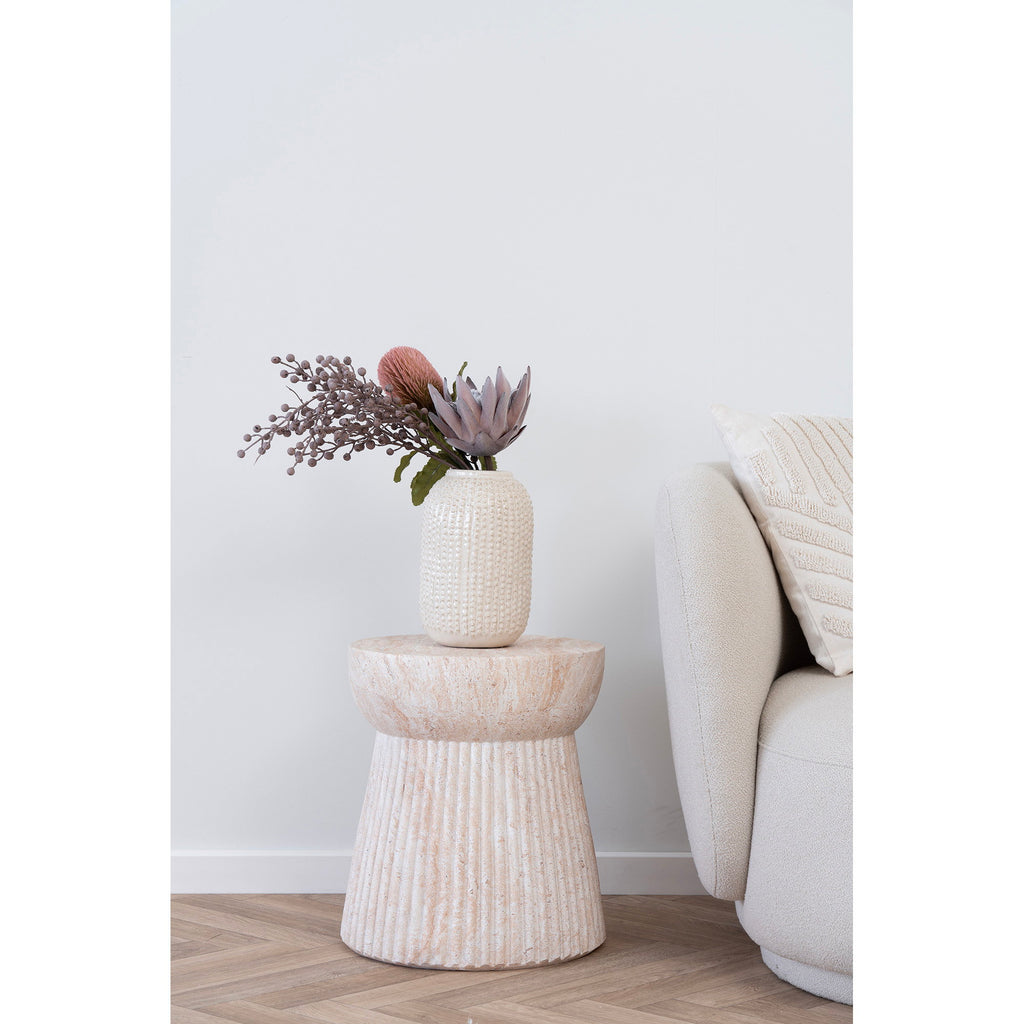 Bonn Bijzettafel - Bijzettafel, fiberclay met gefreesde structuur, naturel Ø37x43 cm