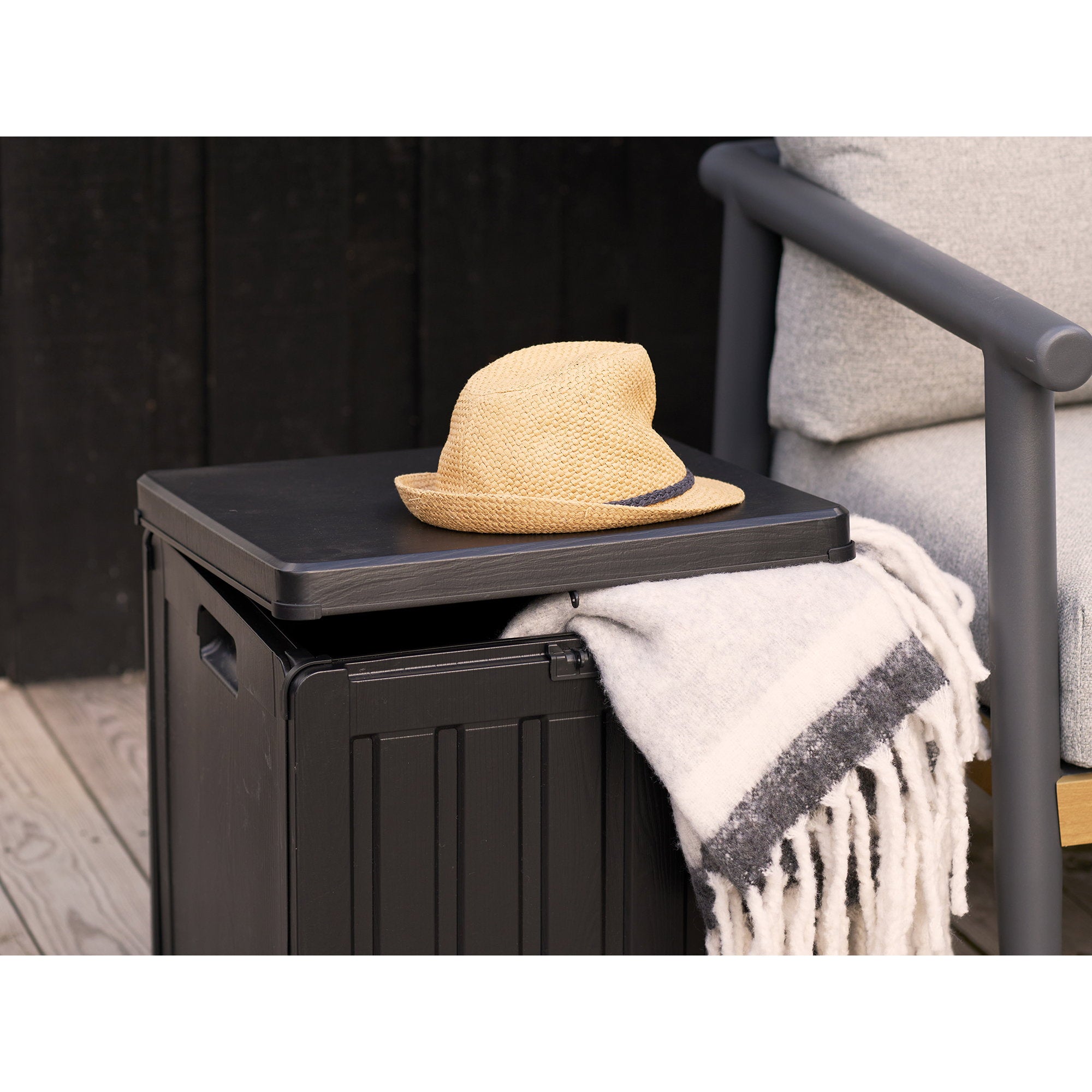 Sobra Kussenbox - Kunststof, zwart 42,8x42,8x46,4 cm, 76 liter