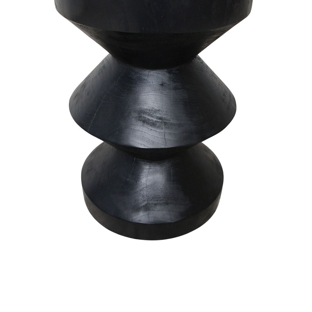 Forma Rizo black teak side table