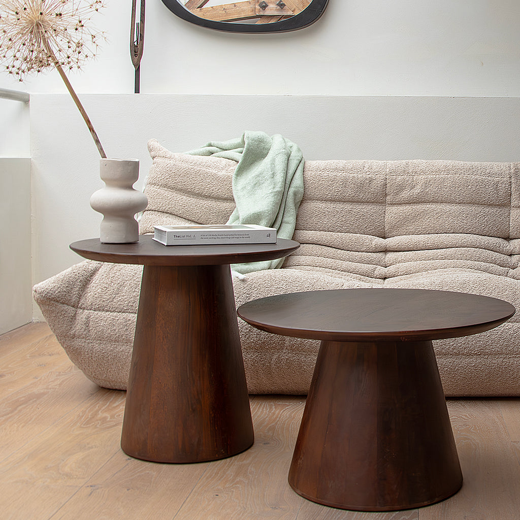 Bullnose mangohouten bijzettafel cone Ø 50 cm