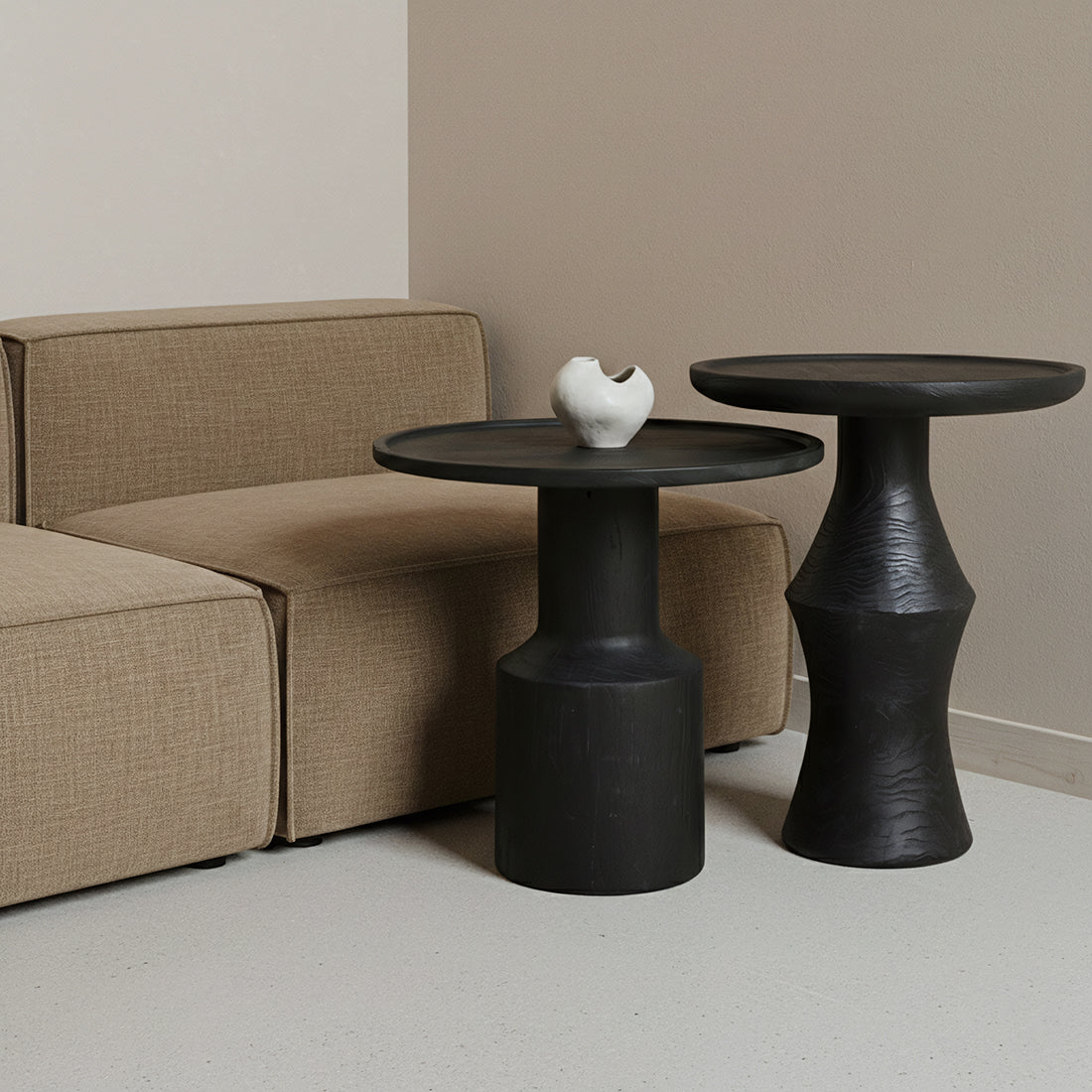 Nero teakhouten bijzettafel Midnight - zwart