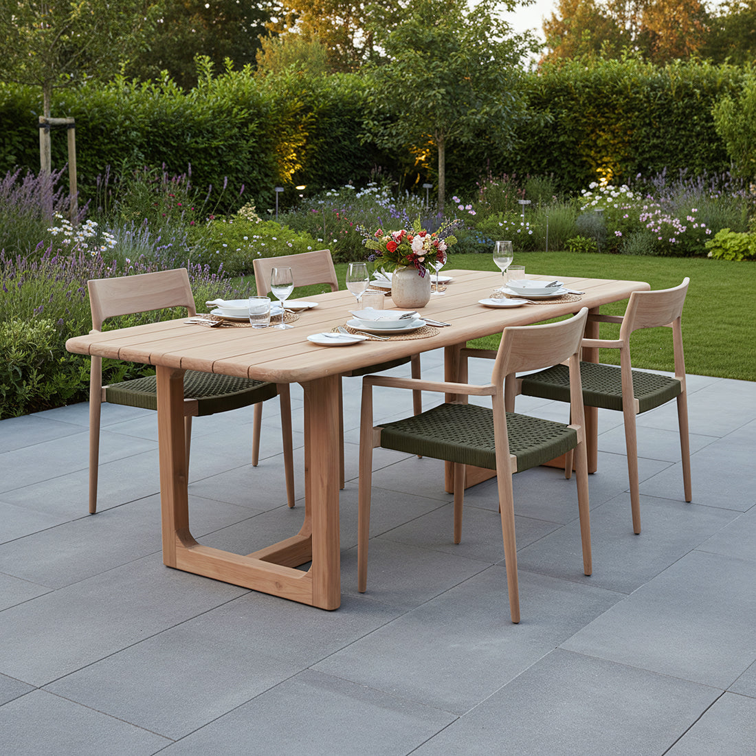 Primavera teakhouten tuintafel - 240 cm